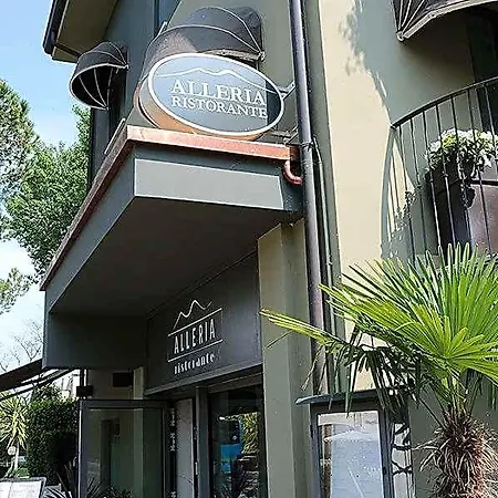 Aurora 3* Sirmione
