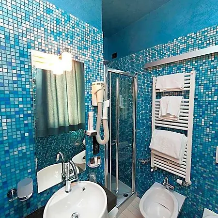 Hotel Aurora 3*