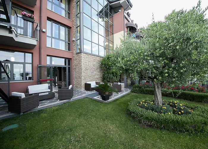 Hotel Aurora