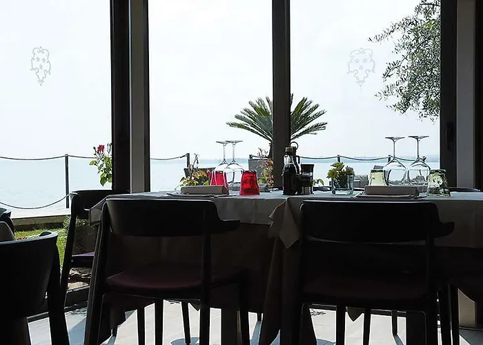 Hotel Aurora 3*